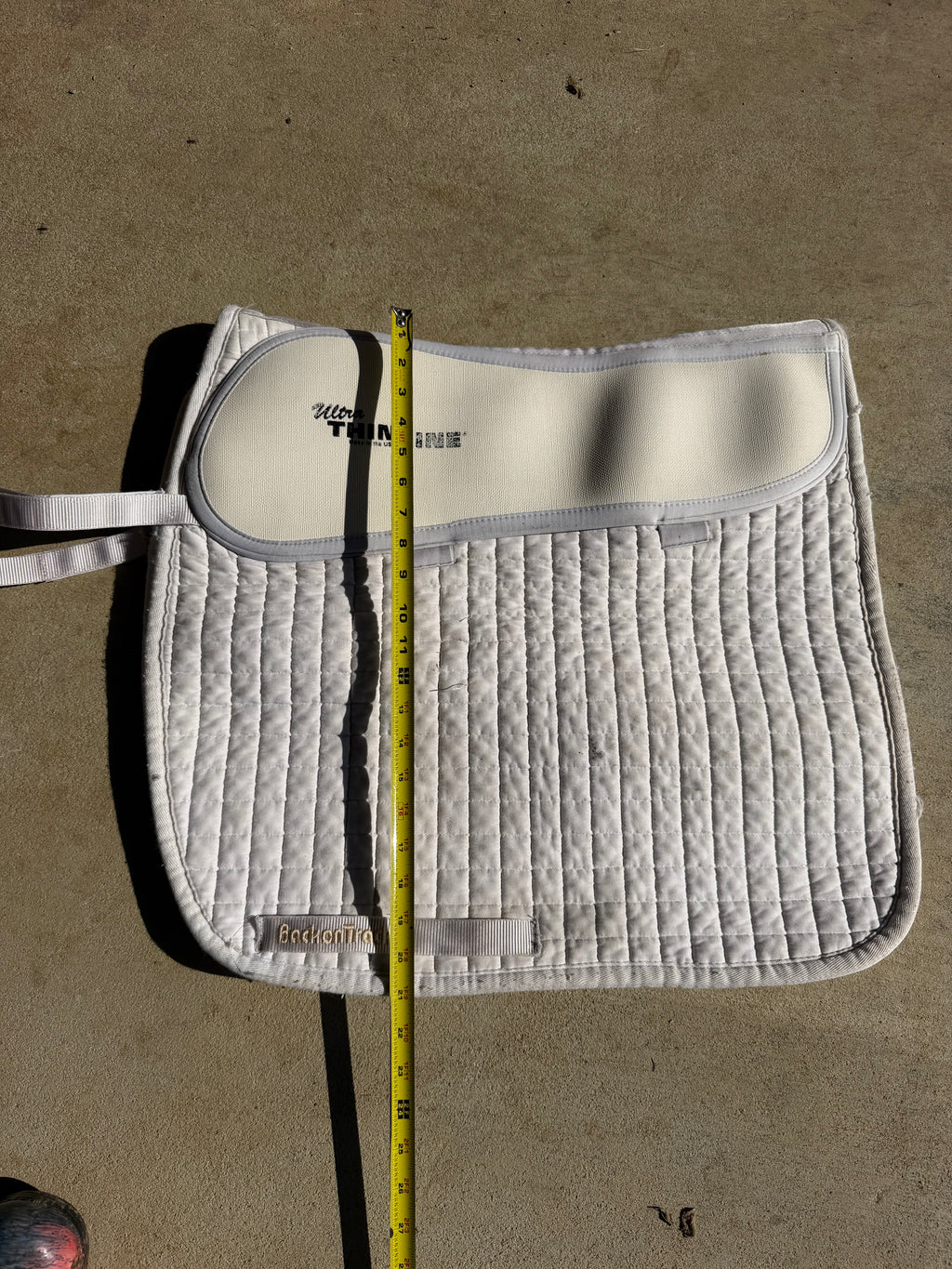Back on Track with ThinLine Dressage white pad