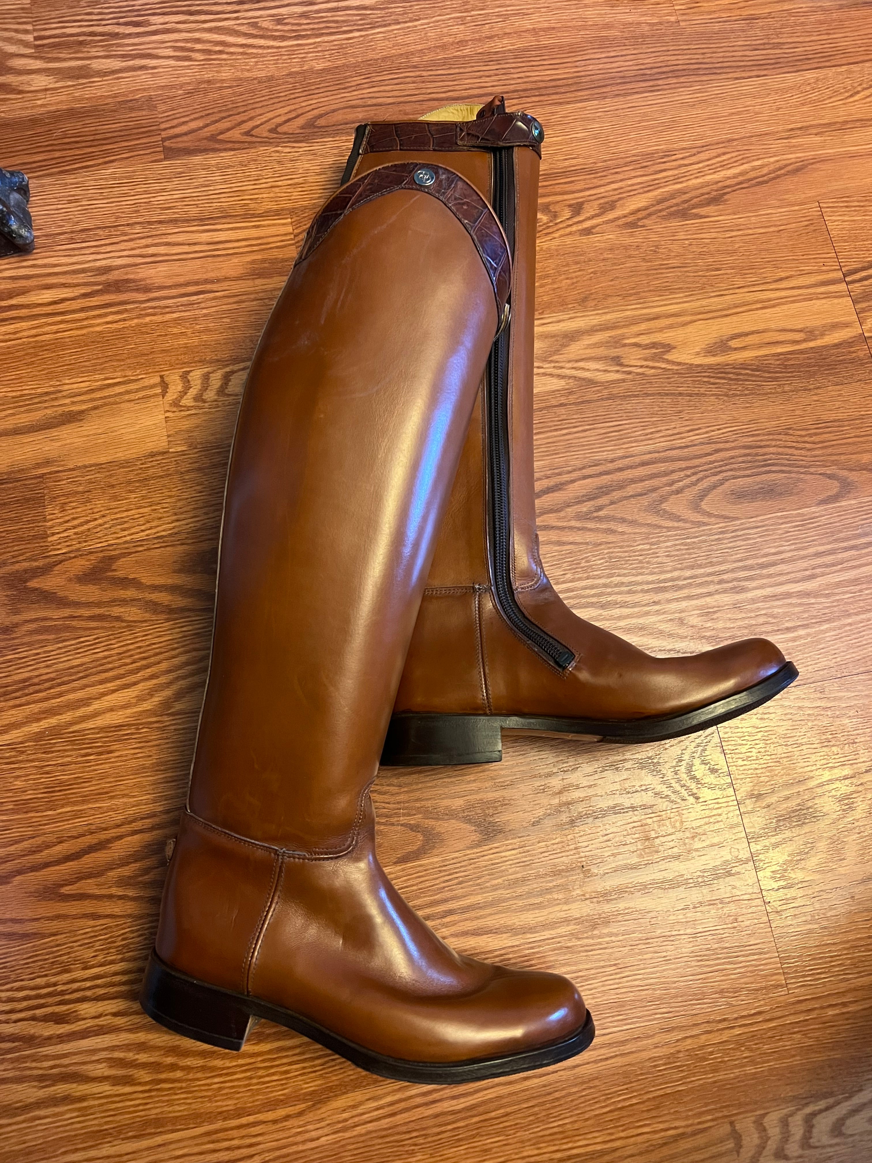 Der Dau Ladies custom dress boots 8