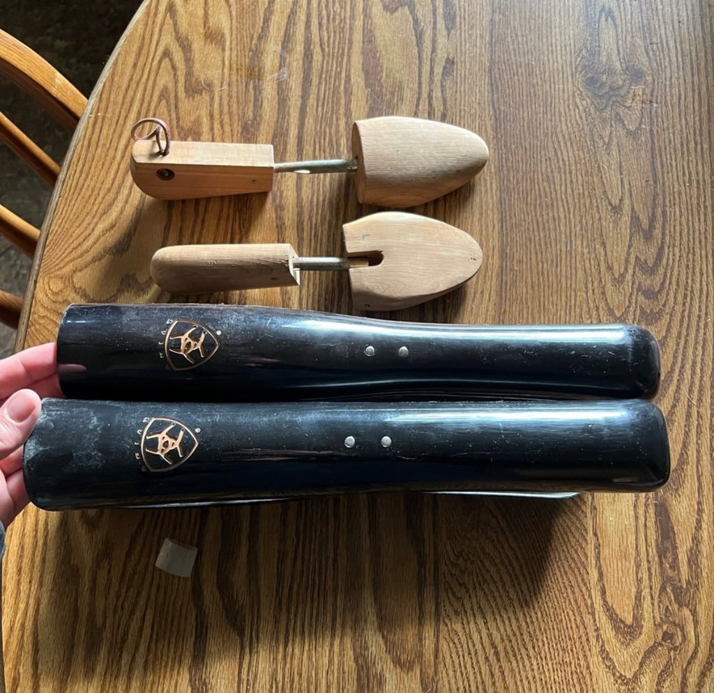 Ariat boot trees and toe tree