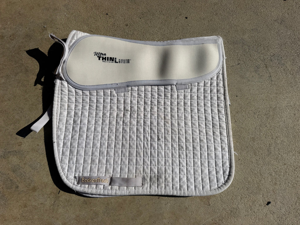 Back on Track with ThinLine Dressage white pad