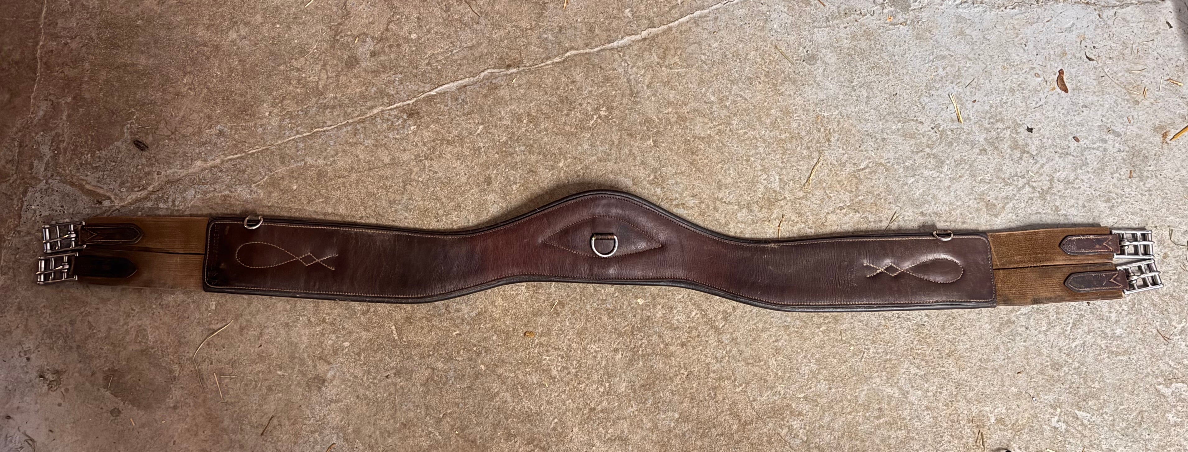 Total Saddle Fit Anatomical 54” girth, brown