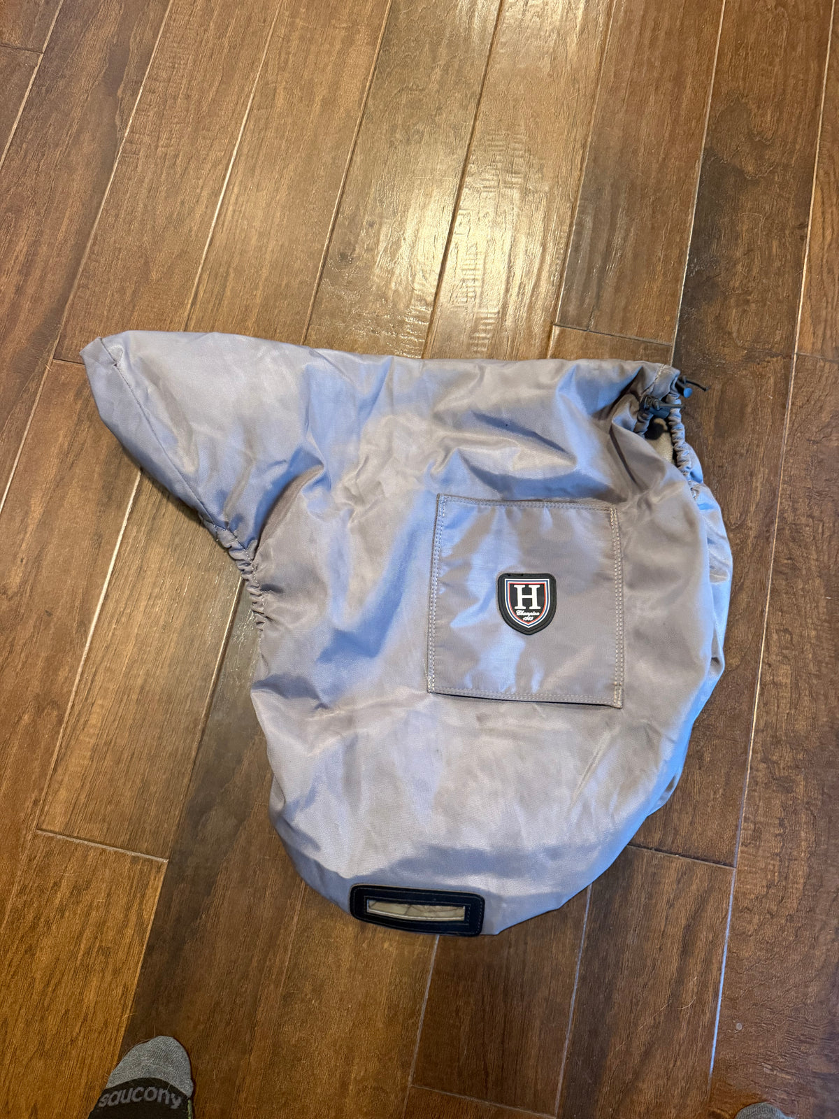 H champion saddle cover