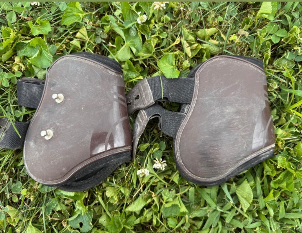 Brown open front and fetlock boots