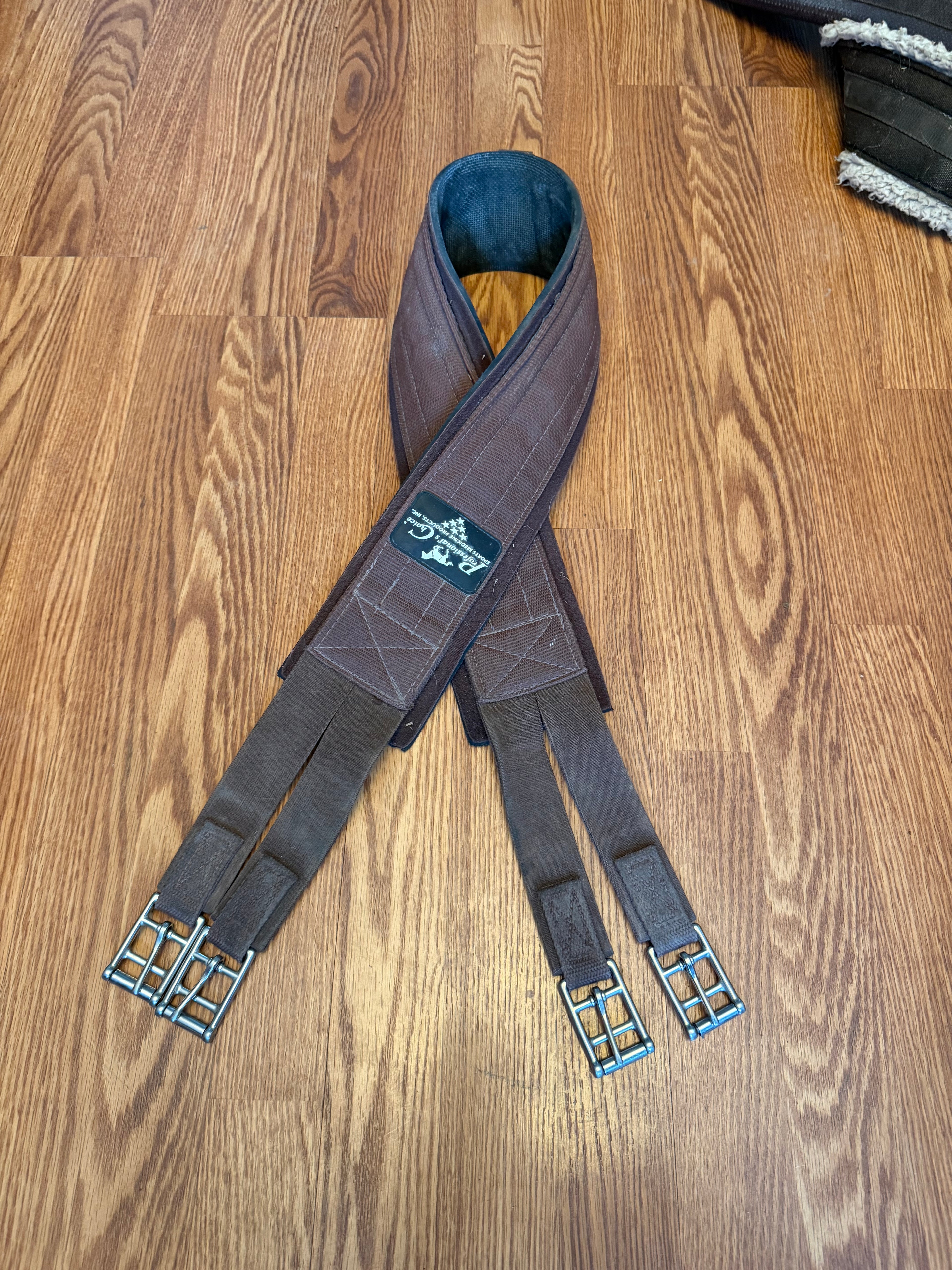 54" Professional Choice Girth