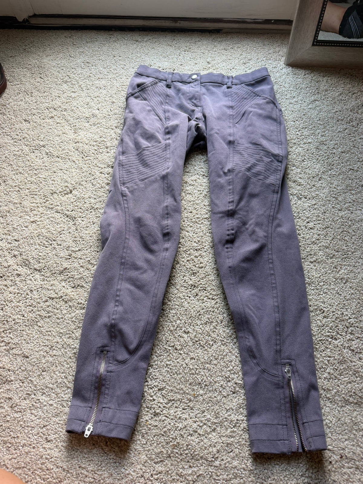Ghodho grey breeches