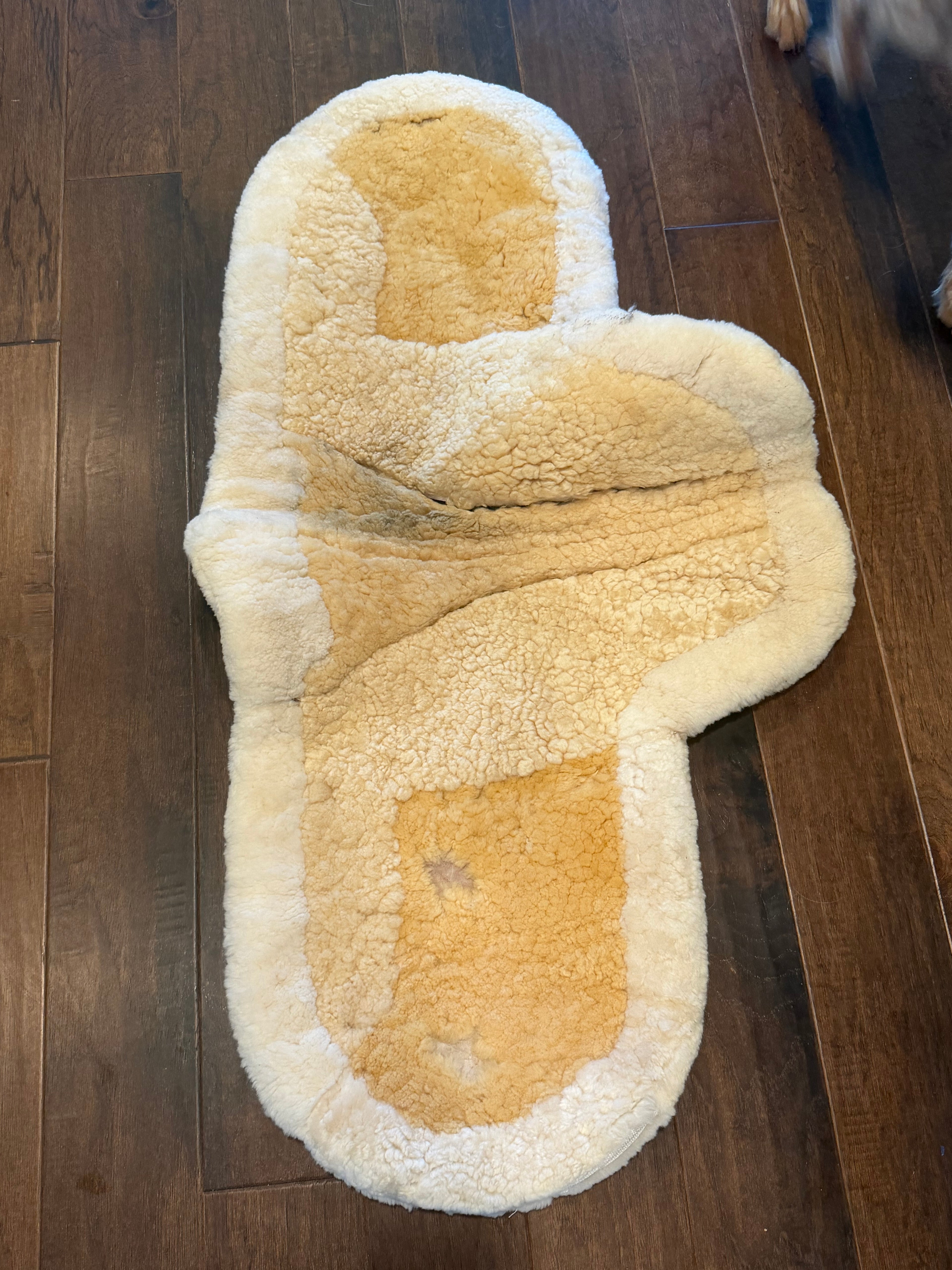 Fleeceworks sheepskin wool dressage pad