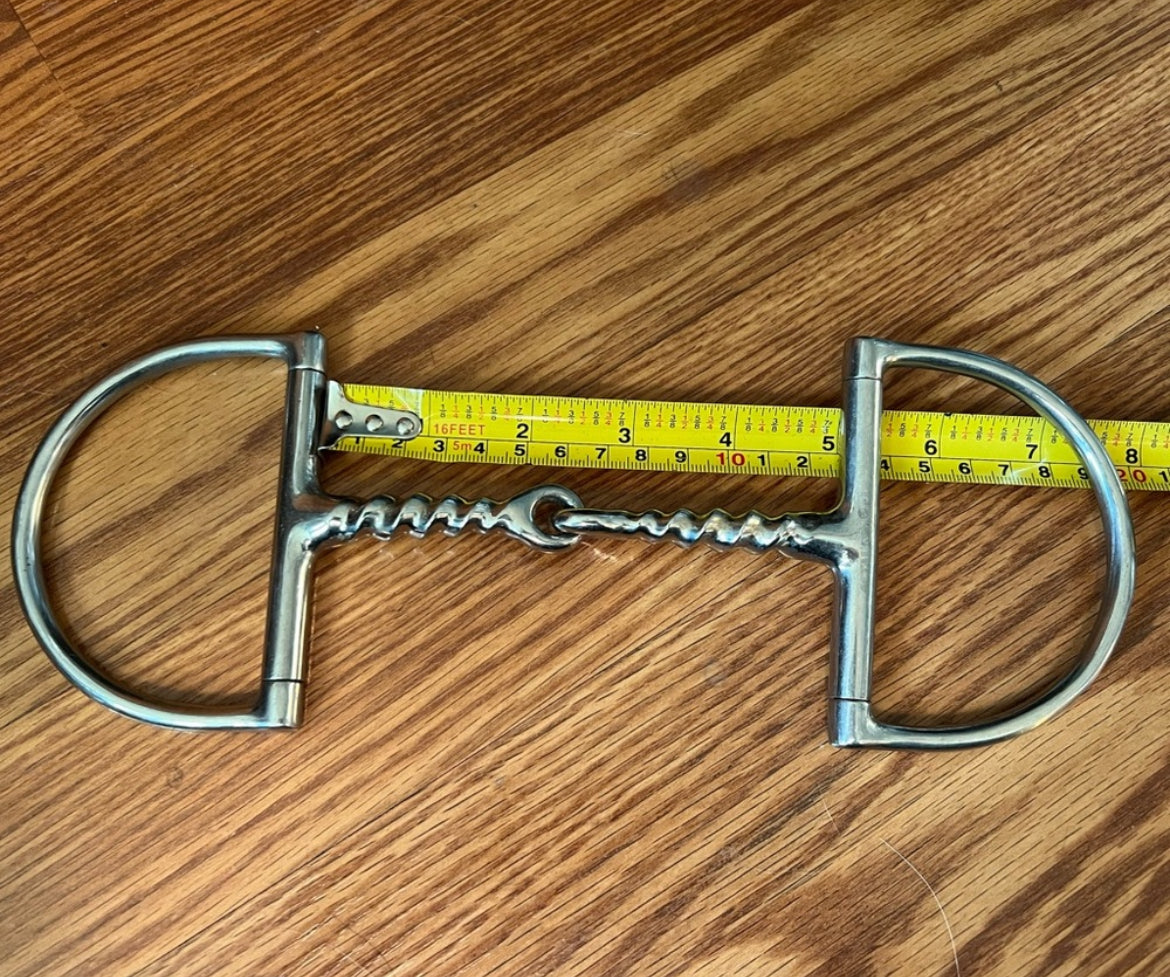 5" Dee ring snaffle corkscrew