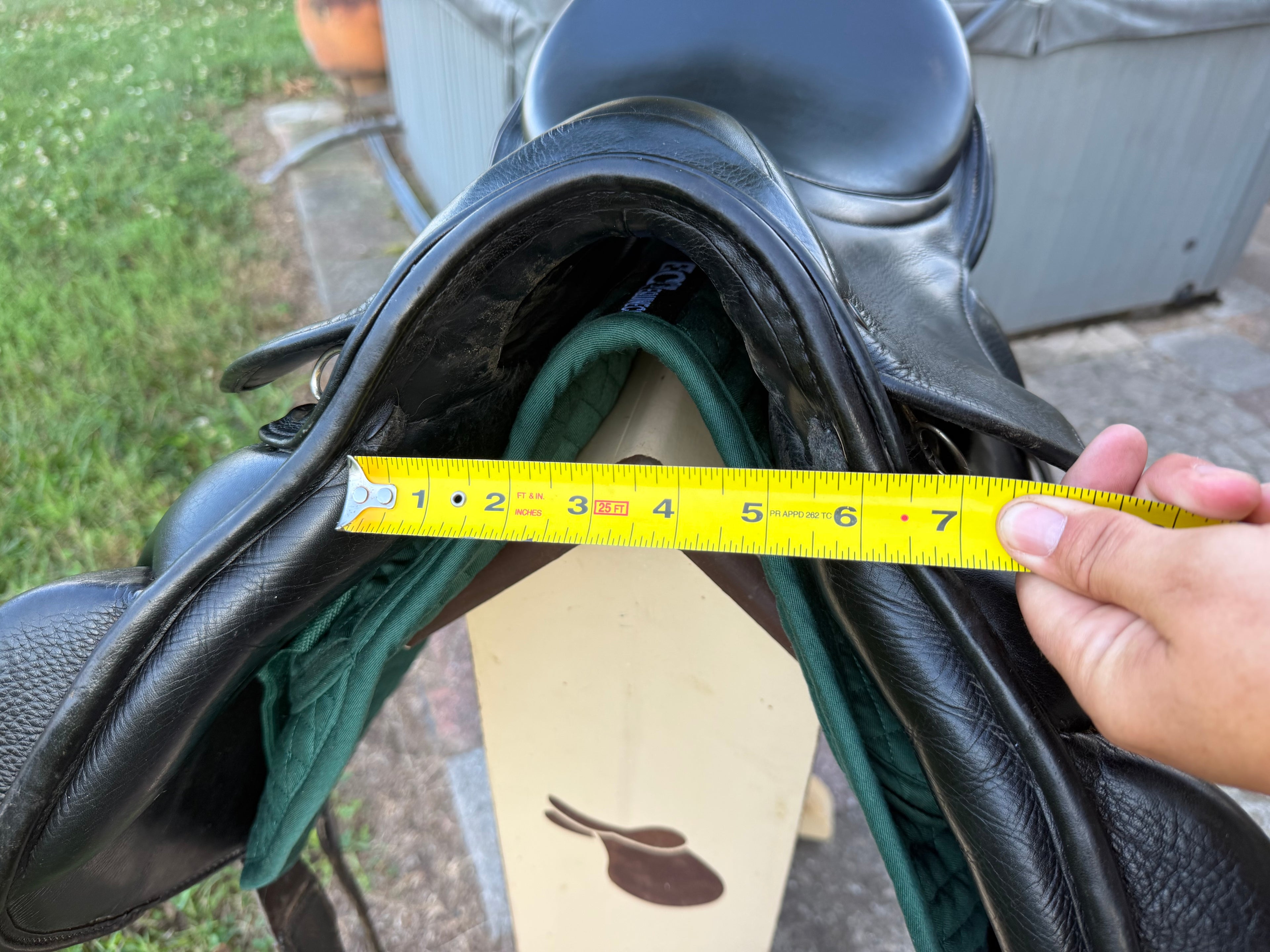 17” Stubben Excalibur Black monoflap 30cm
