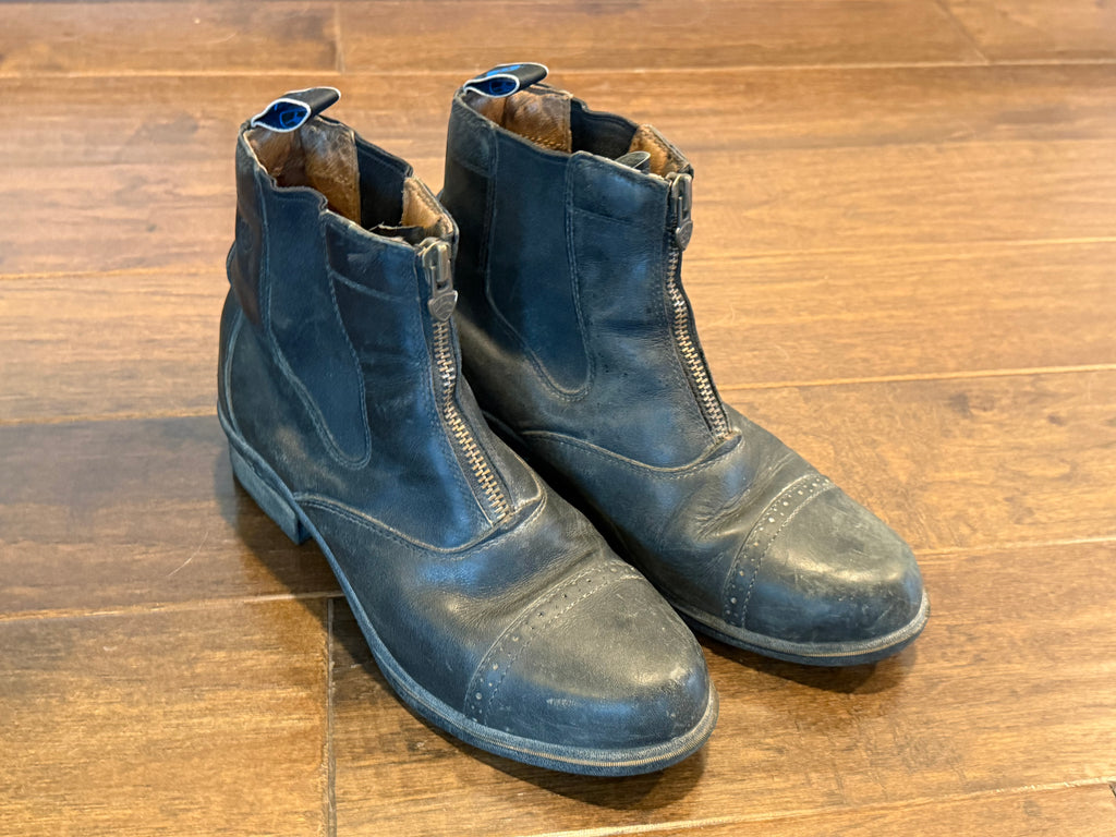 Ariat 9 Black leather paddock boots