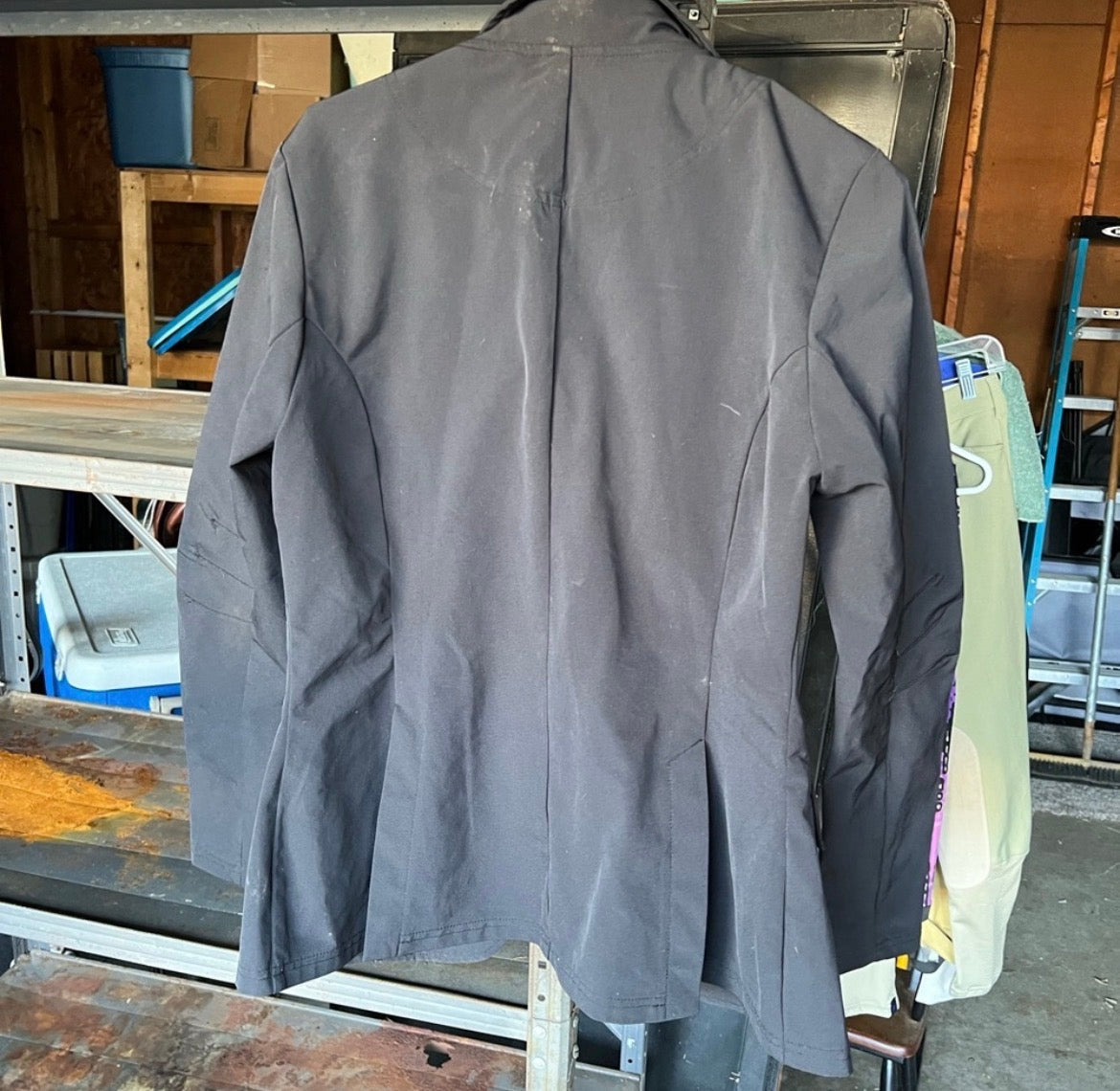 Ovation ladies 10 black show coat