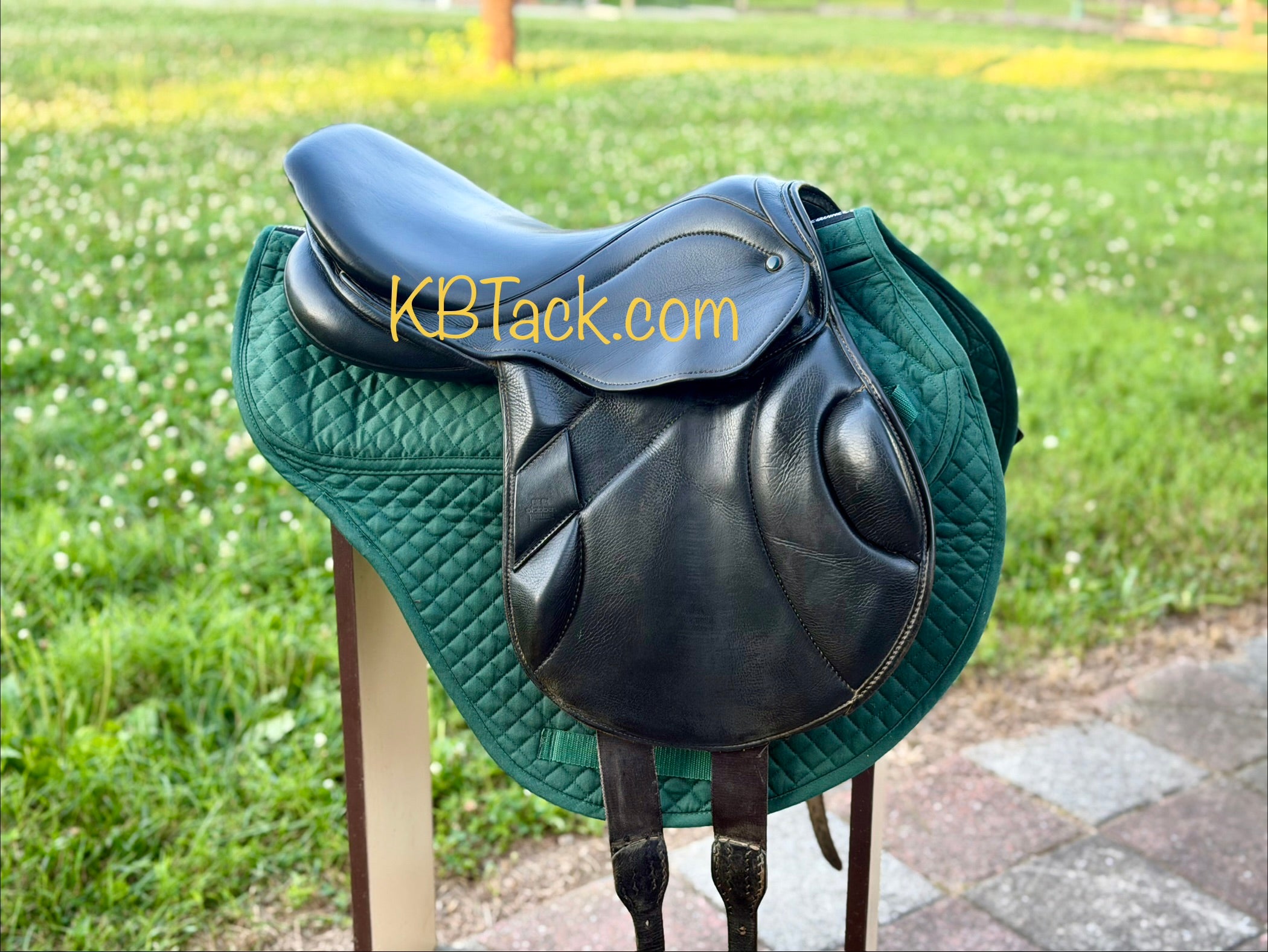 17” Stubben Excalibur Black monoflap 30cm