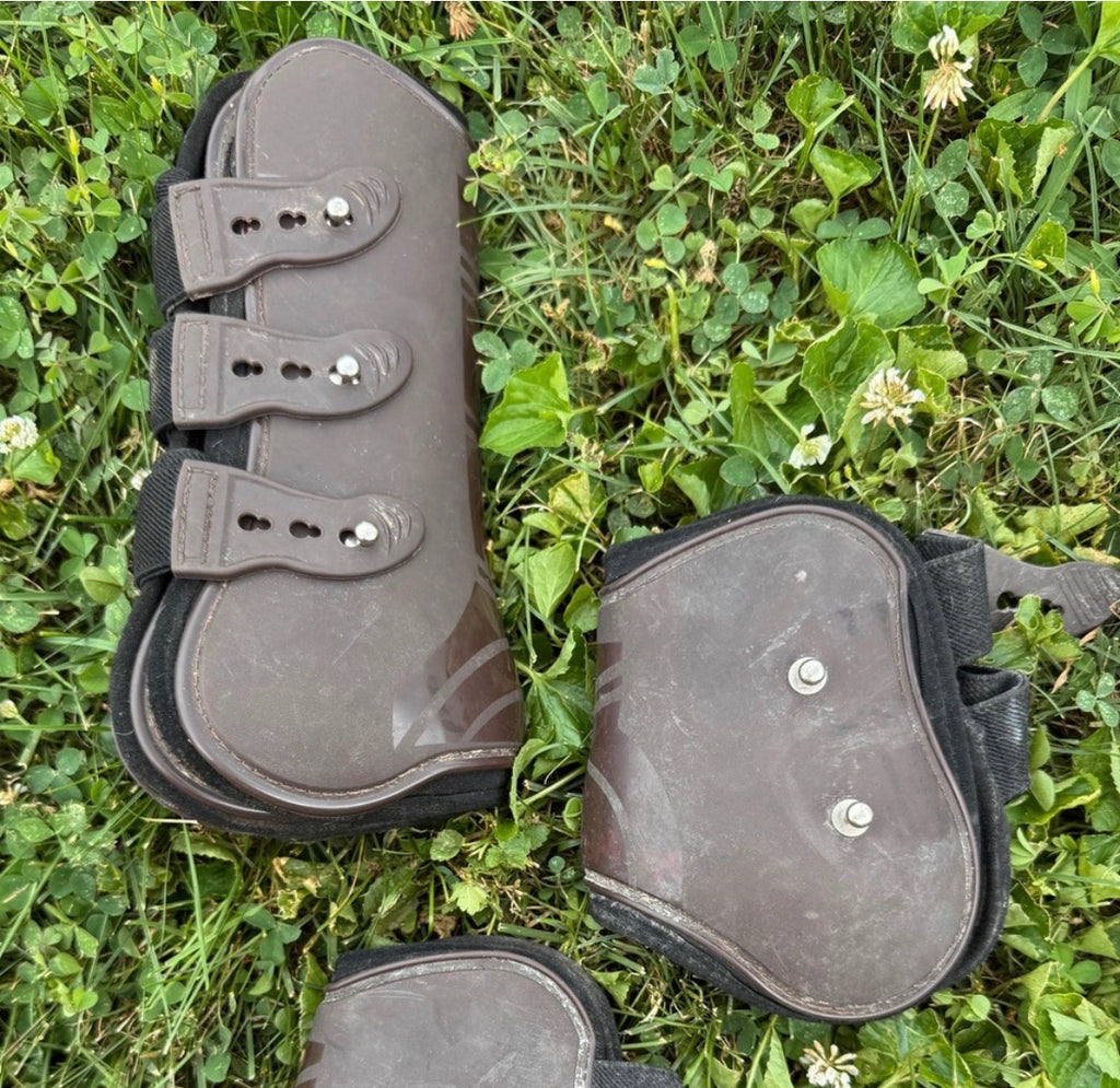 Brown open front and fetlock boots