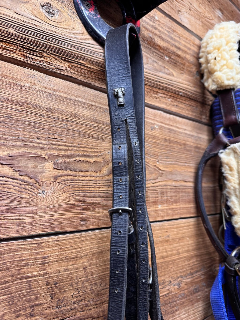 Black Sabre Crown piece