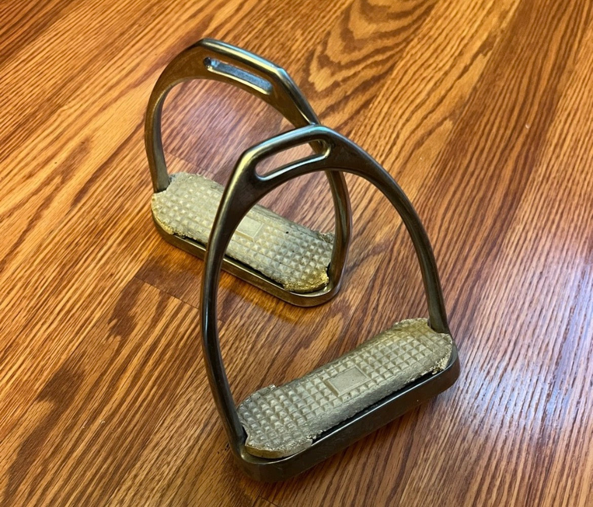 4.5” Fillis stirrup irons