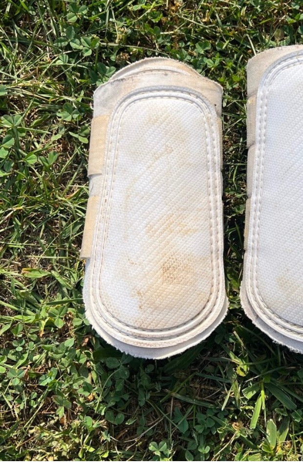 Woof Wear medium white used