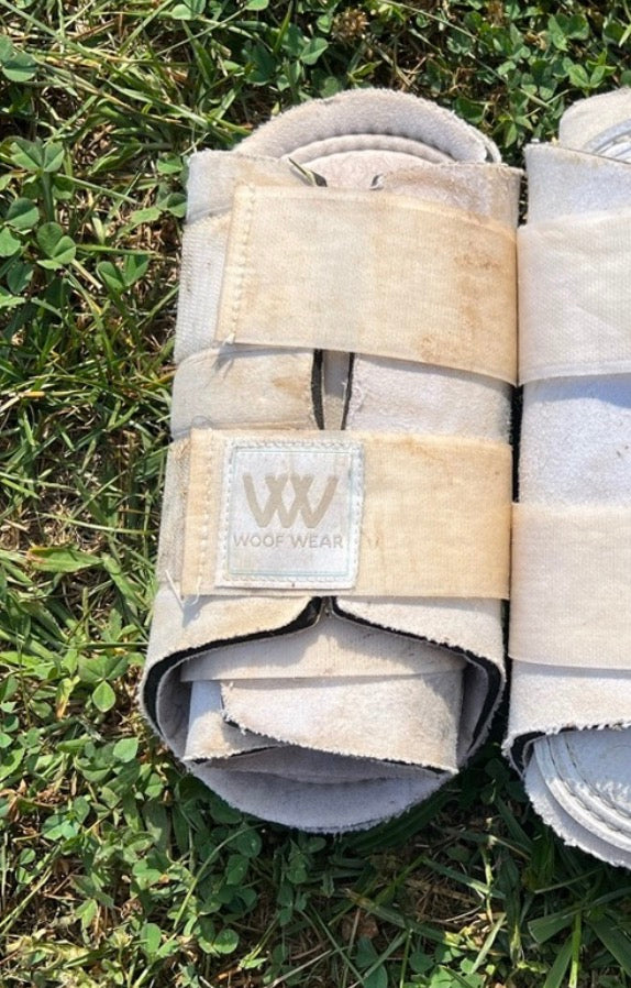Woof Wear medium white used