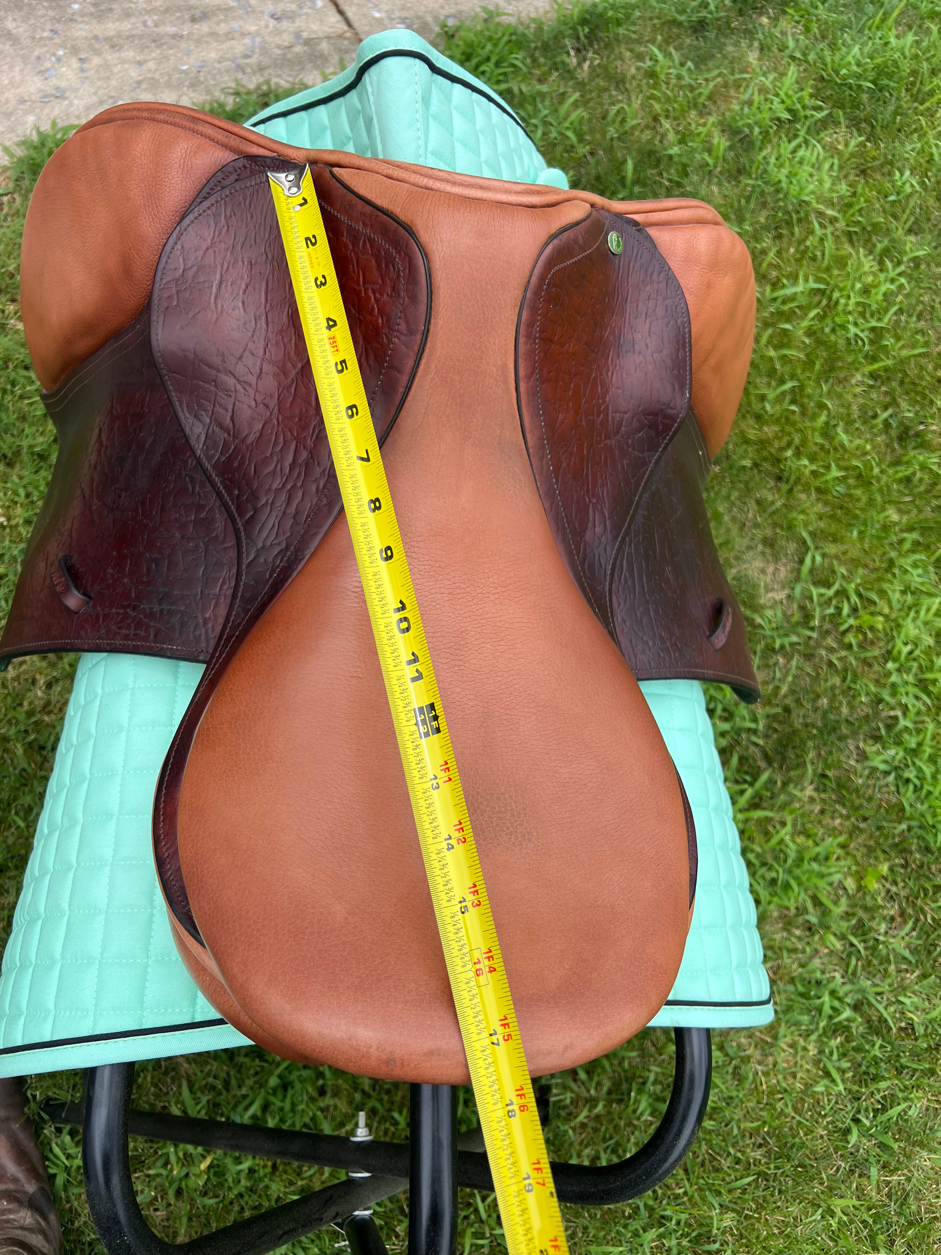 17.5” County saddlery wide