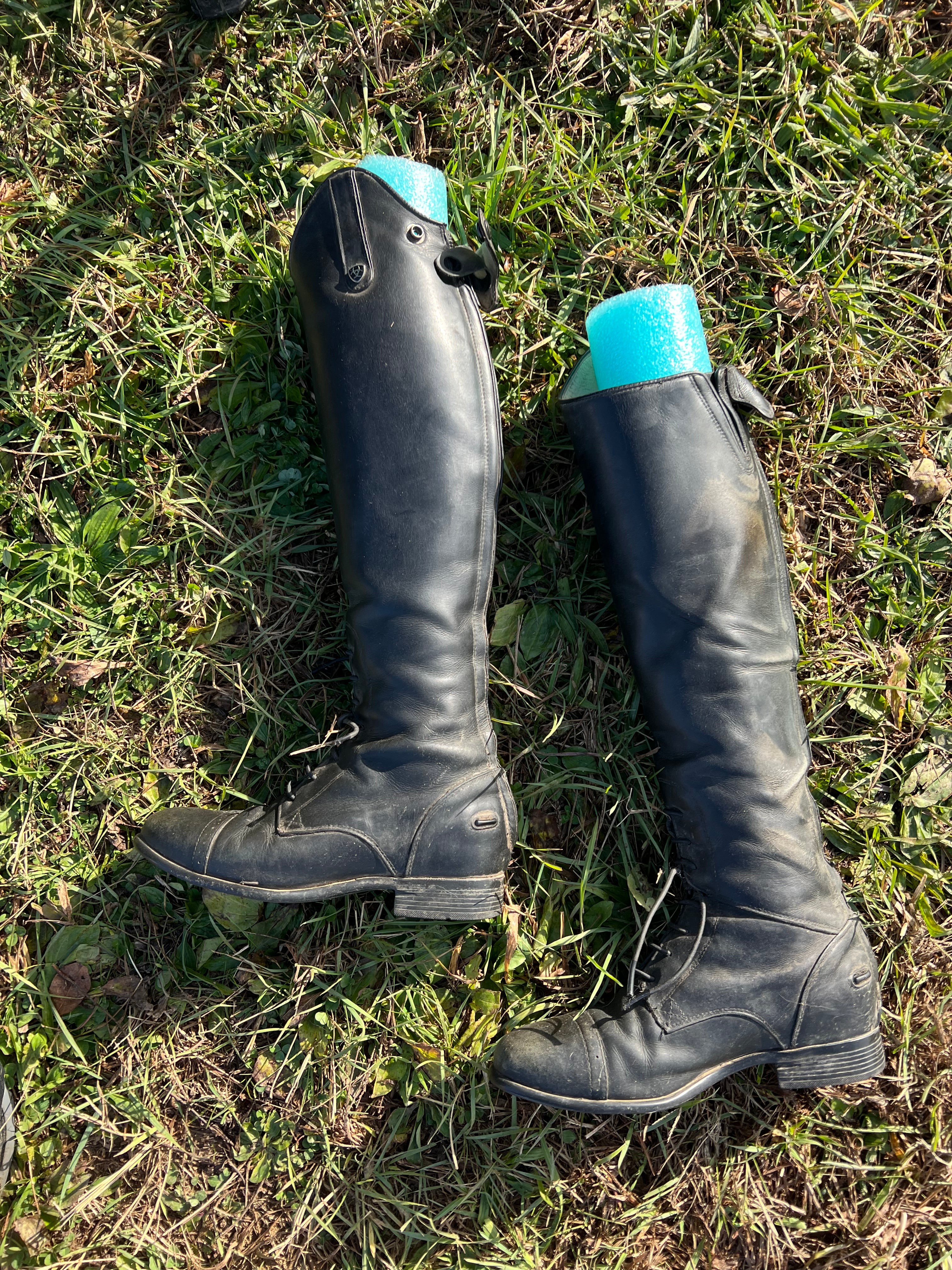 Ariat 7.5 slim Field boots