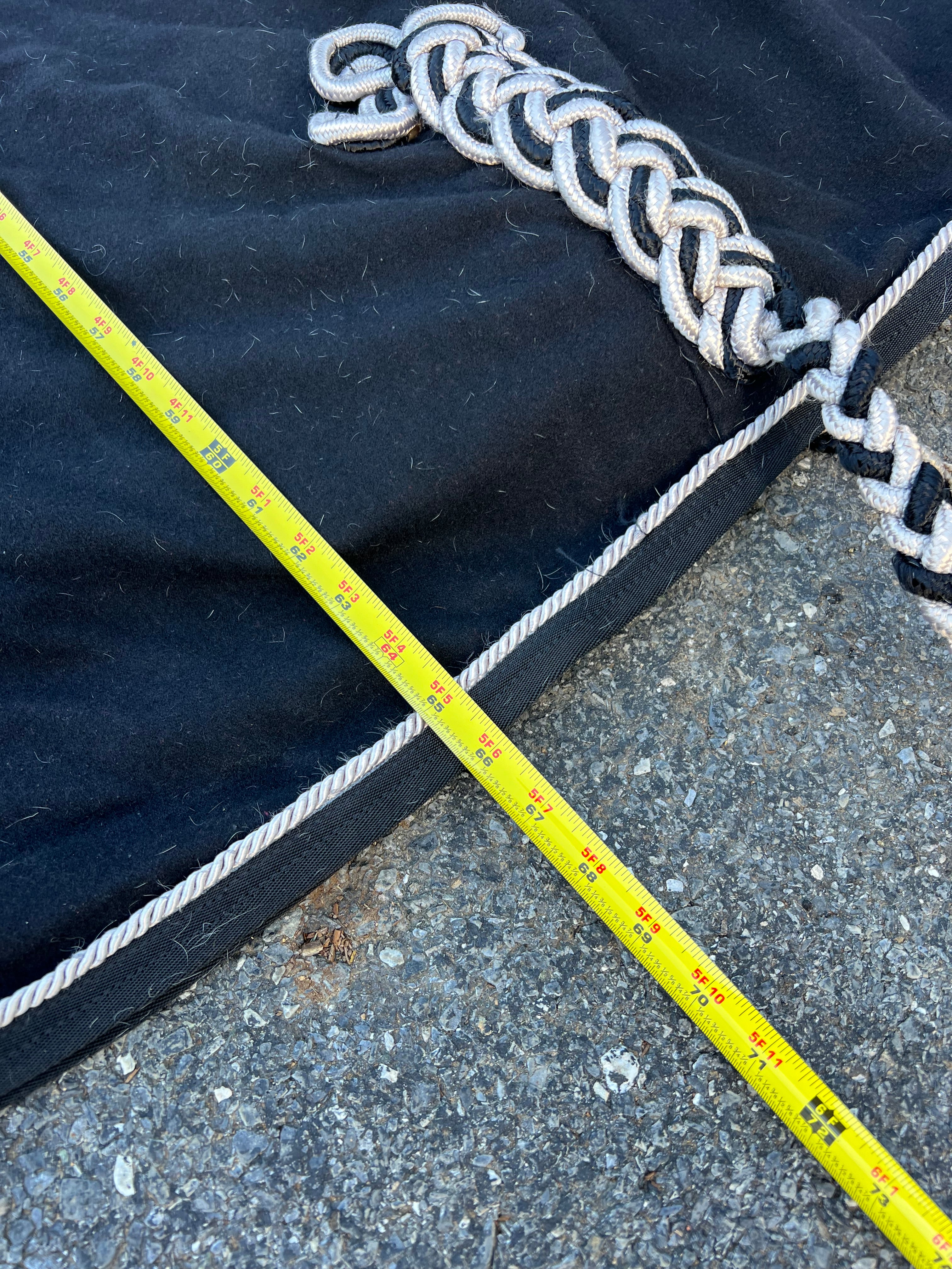 EOUS 66" show cooler/scrim