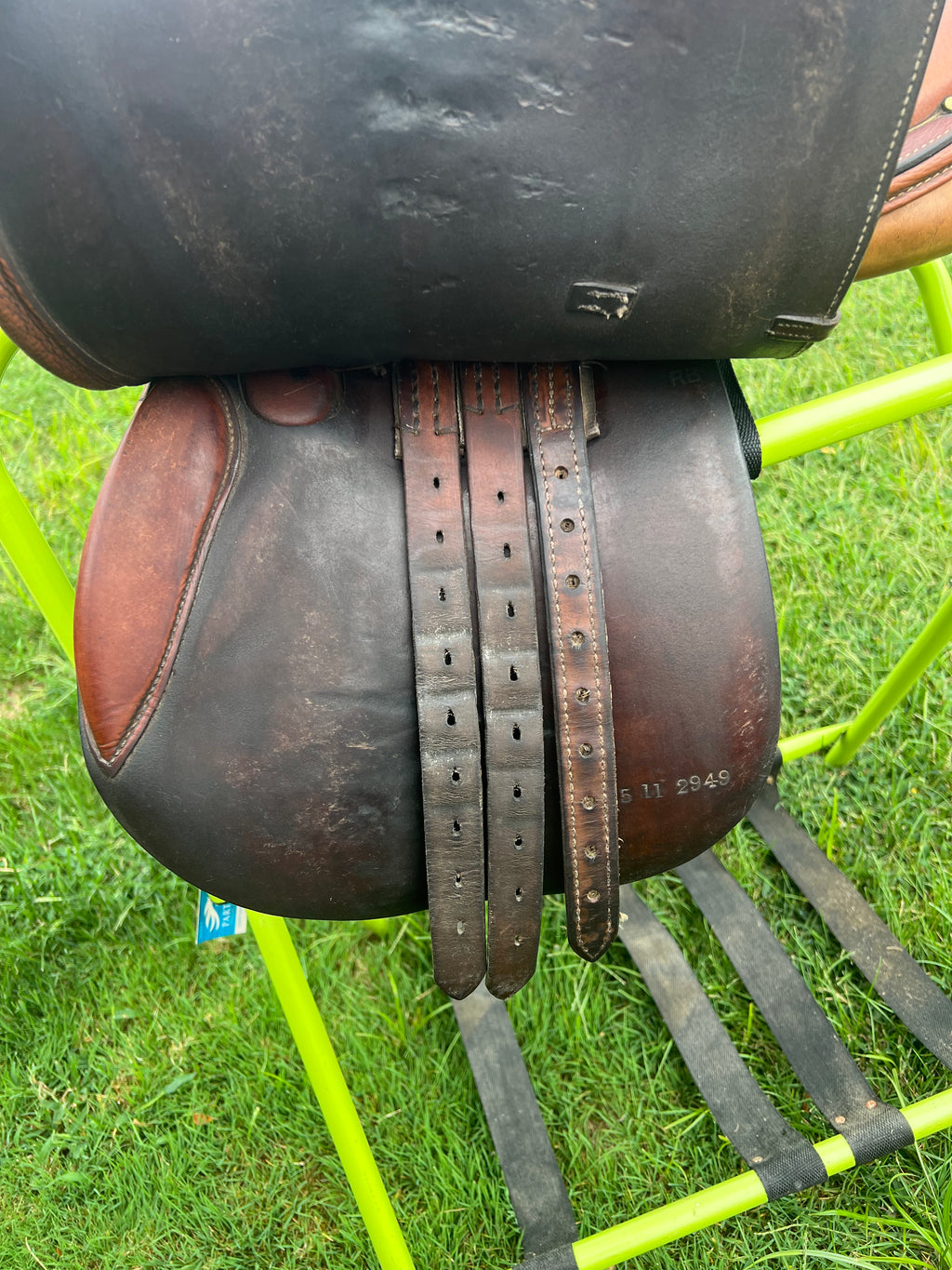 16.5" Crosby Bruce Davidson -pencil knee rolls