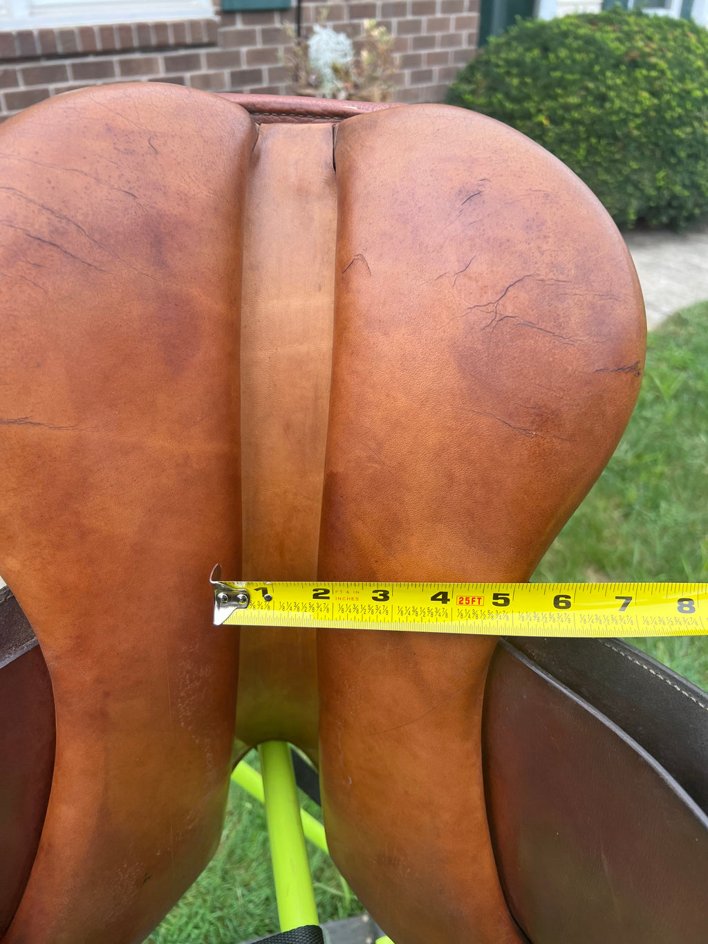 16.5" Crosby Bruce Davidson -pencil knee rolls