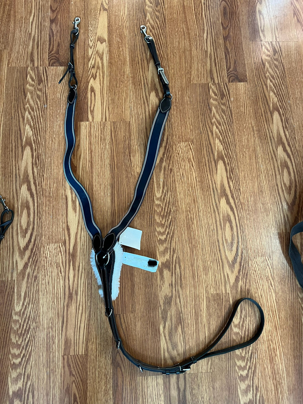 Dover elastic breastplate cob