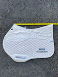 Stubben jumping pad with shim pockets